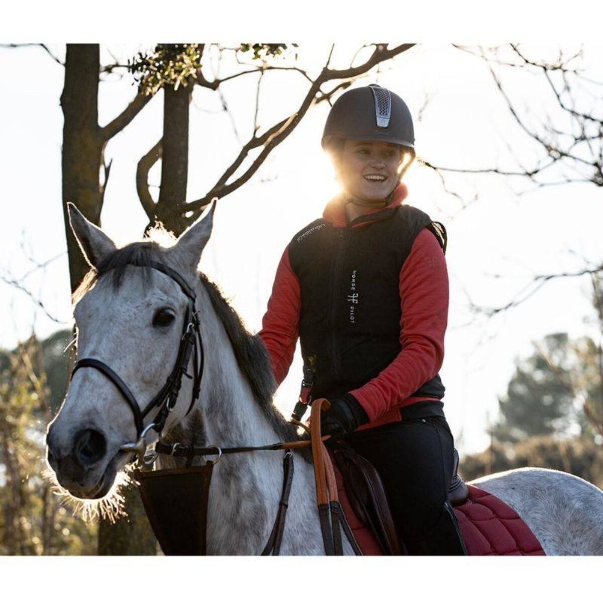 gilet-horsepilot-horseridingairvestv1.1-vvisuportecheval-15072024