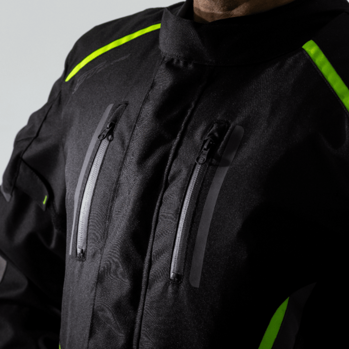 veste-rst-textileaxiomairbag-torse-jaune-15072024